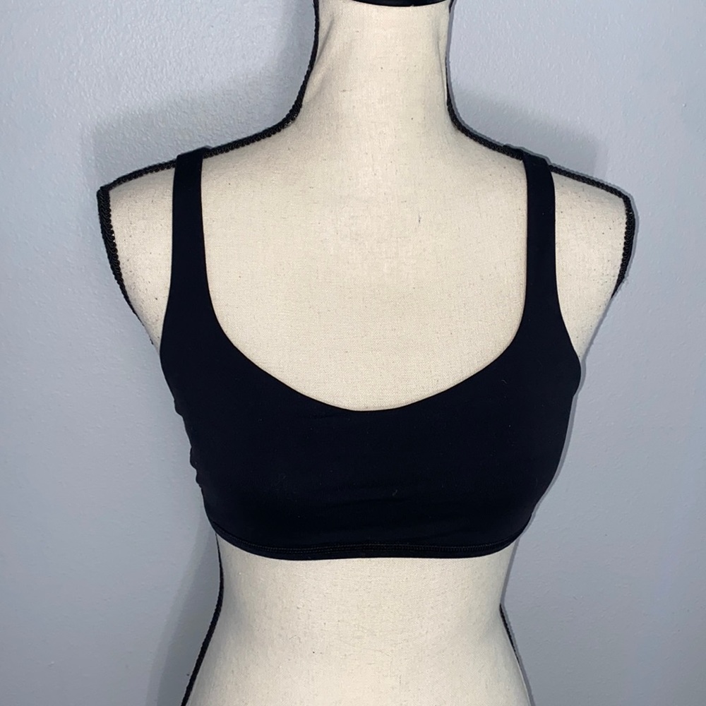 Lululemon | Women’s Black Sports Bra Size 6